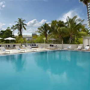 Отель Courtyard Coconut Grove 3*