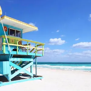House World Connect * Miami