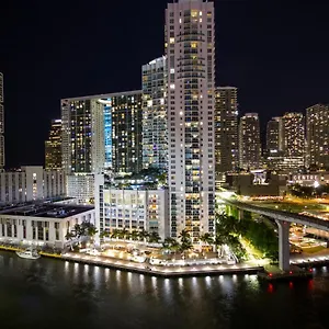 Comfort & Downtown Brickell-port Of Hotel