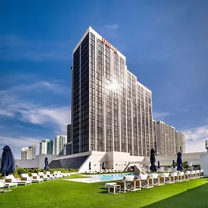 Hilton Downtown Hotel 4*