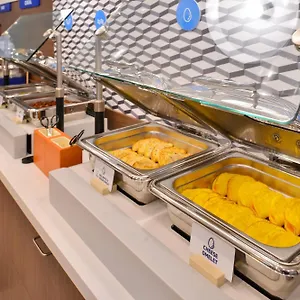 Hotel Express Airport-blue Lagoon Area By Ihg 4*