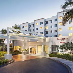 Hotel By Marriott Airport 3*
