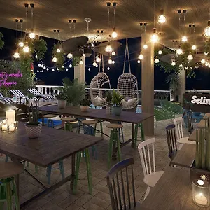 Selina Little Havana *
