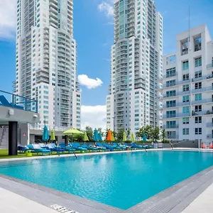 Aparthotel The Guild Downtown 4*