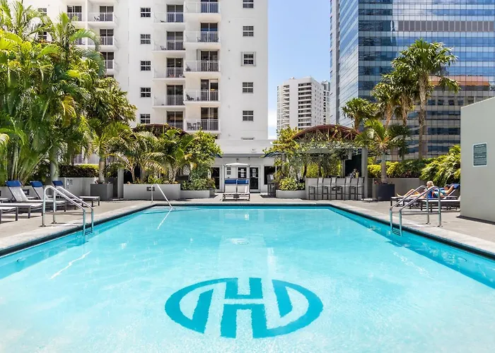 Fortune House Hotel Suites Miami photo