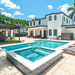 The Tropical Paradise Miami