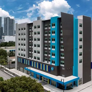 Hotel Tru By Hilton West Brickell Miami