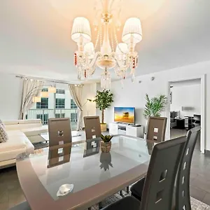 Apartment Luxury 1 Bdr • 30th Floor • Brickell • Water Views Miami