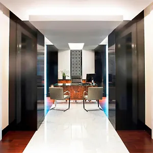 Beaux Arts, Autograph Collection 5*