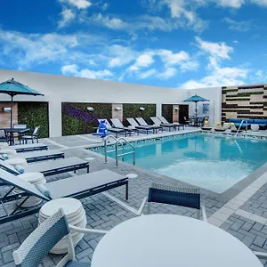 Hotel Towneplace By Marriott Airport 3*