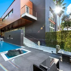 וילה Luxury With Large Pool & Bbq, Perfect Getaway! *