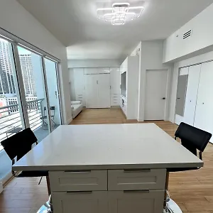 Fully Equipped Modern Loft In The Heart Of *