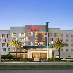 Hampton & Miami, Kendall, Executive Airport Hotel 3*